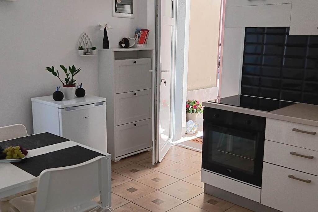 Lovely Apartment Morje - Koper Old Town エクステリア 写真